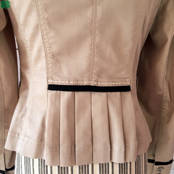 White House Black Market Peplum Jacket Size 2 - Picture 3 of 7